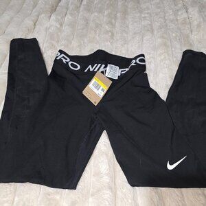 Nike Pro leggings sz small NWT